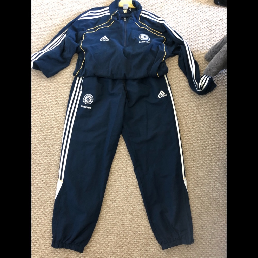 ADIDAS CHELSEA SWEATSUIT